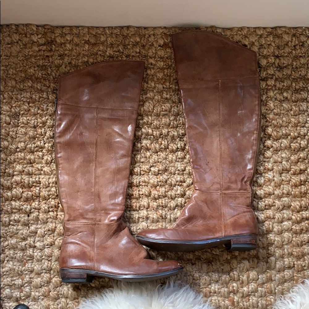 Very Volatile Stable boot